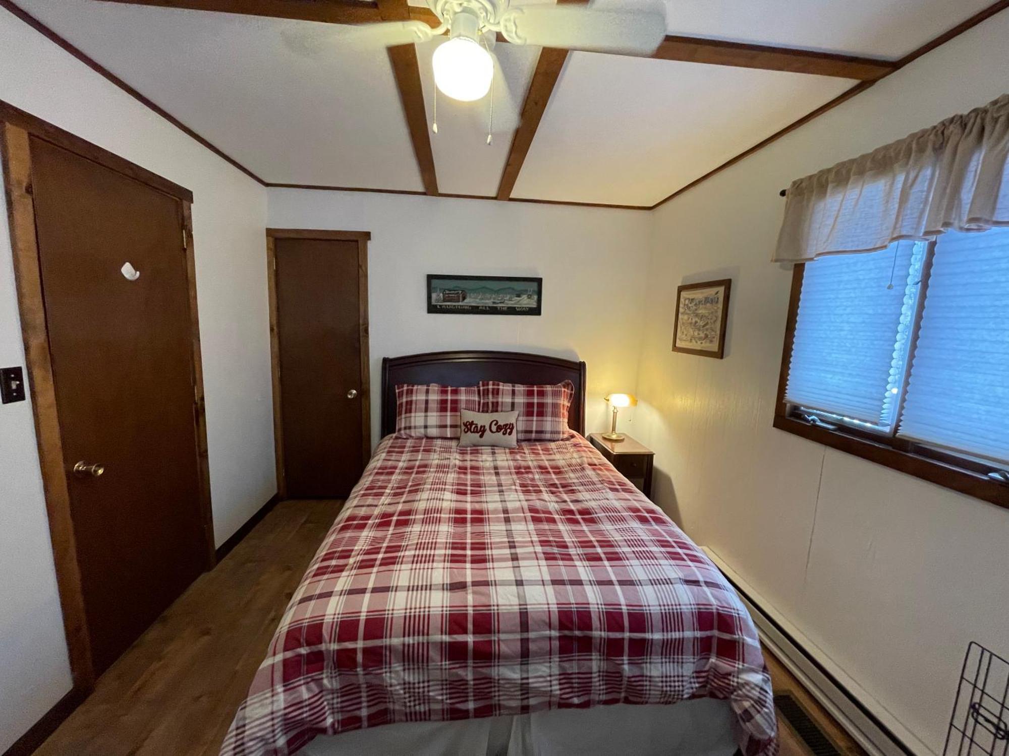 Pocono Mountain View Lake House In 레이크하모니 외부 사진