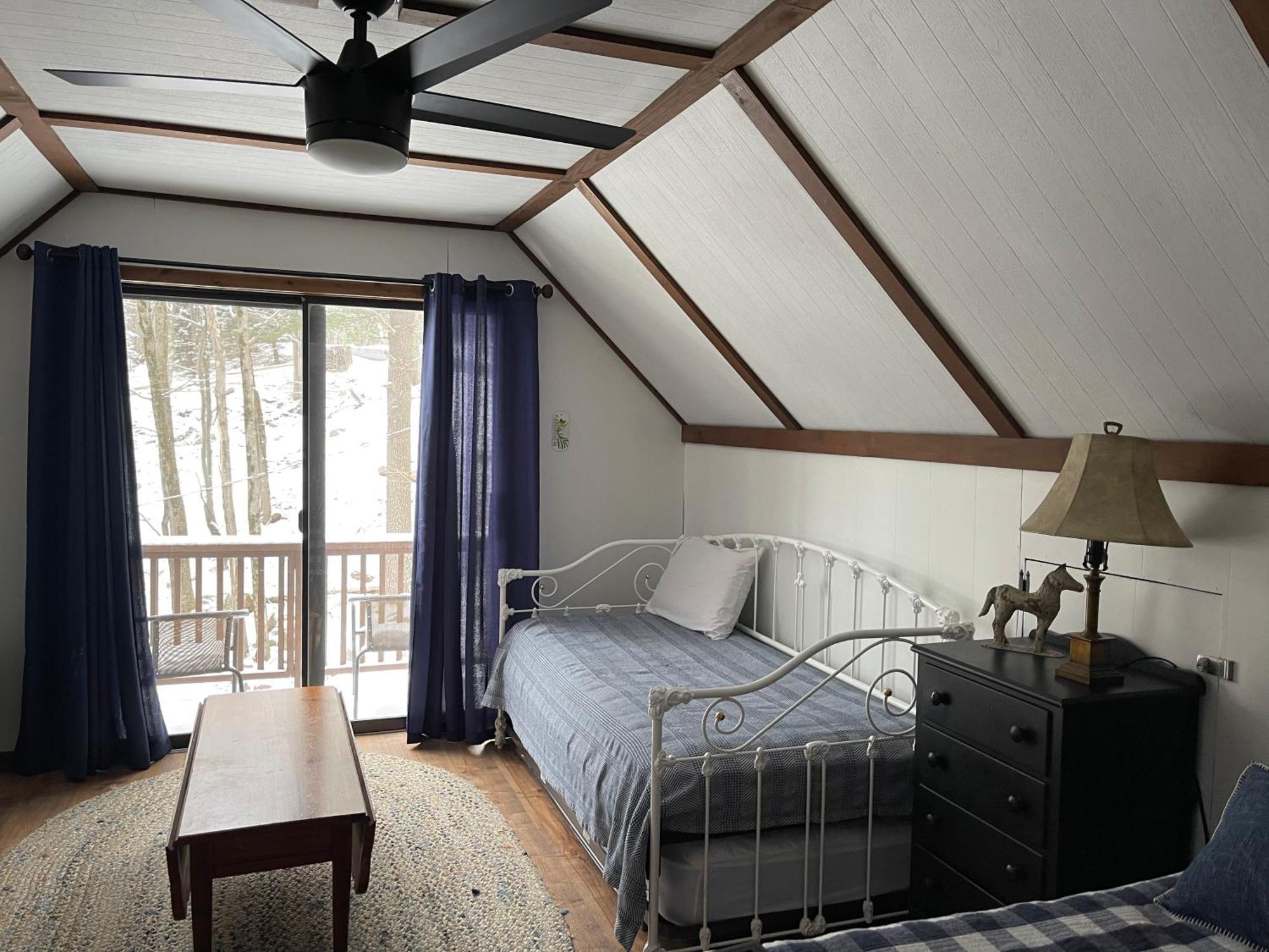 Pocono Mountain View Lake House In 레이크하모니 외부 사진