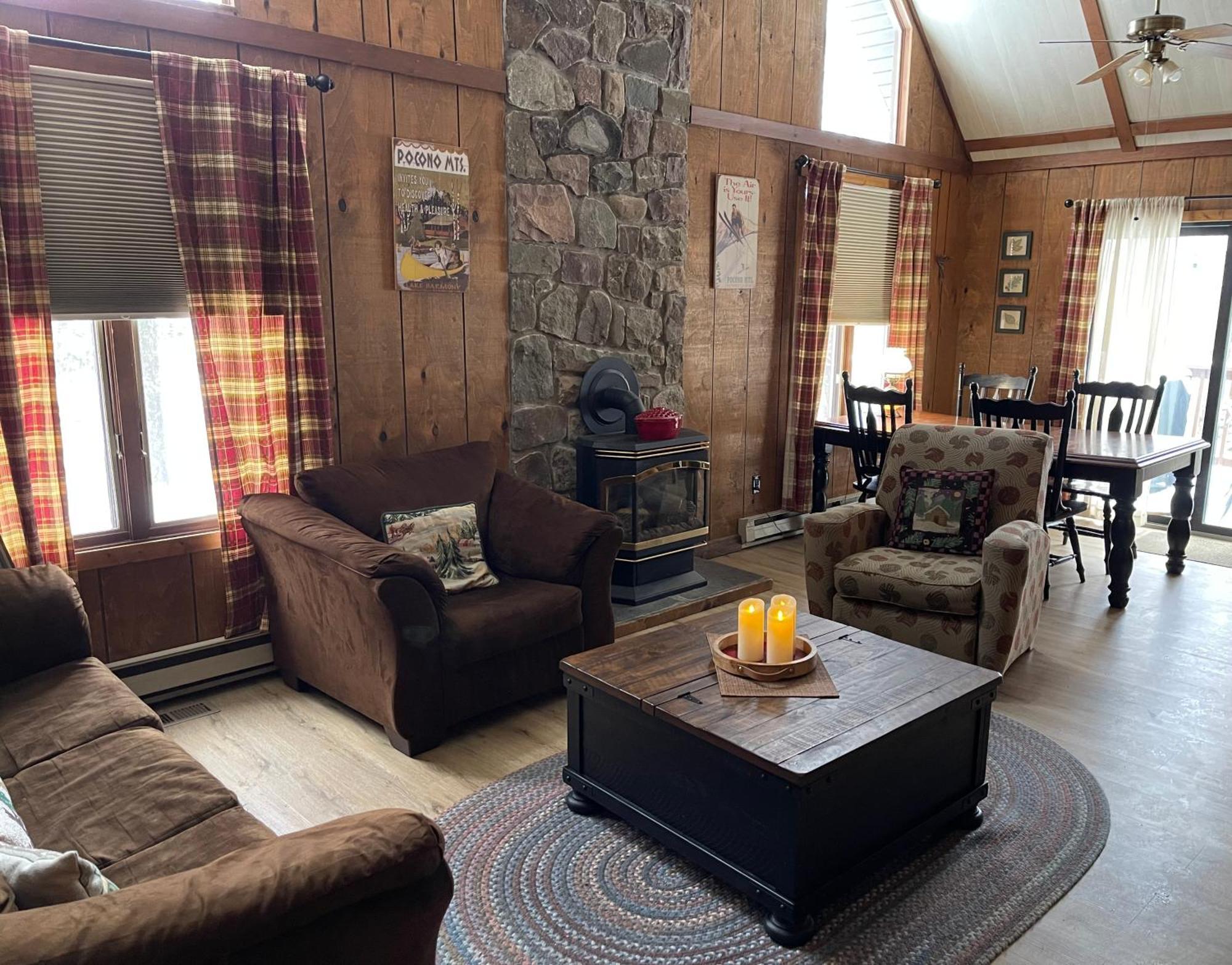 Pocono Mountain View Lake House In 레이크하모니 외부 사진