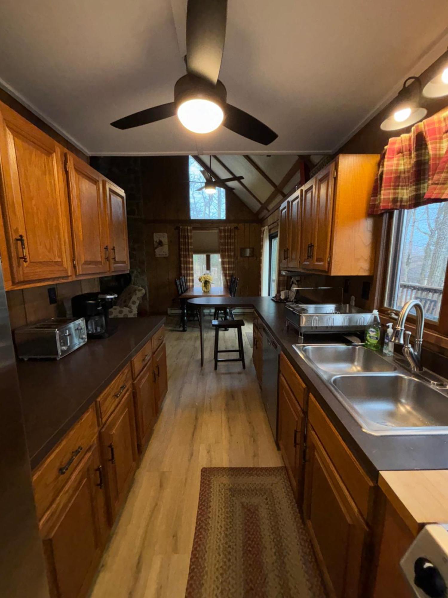 Pocono Mountain View Lake House In 레이크하모니 외부 사진
