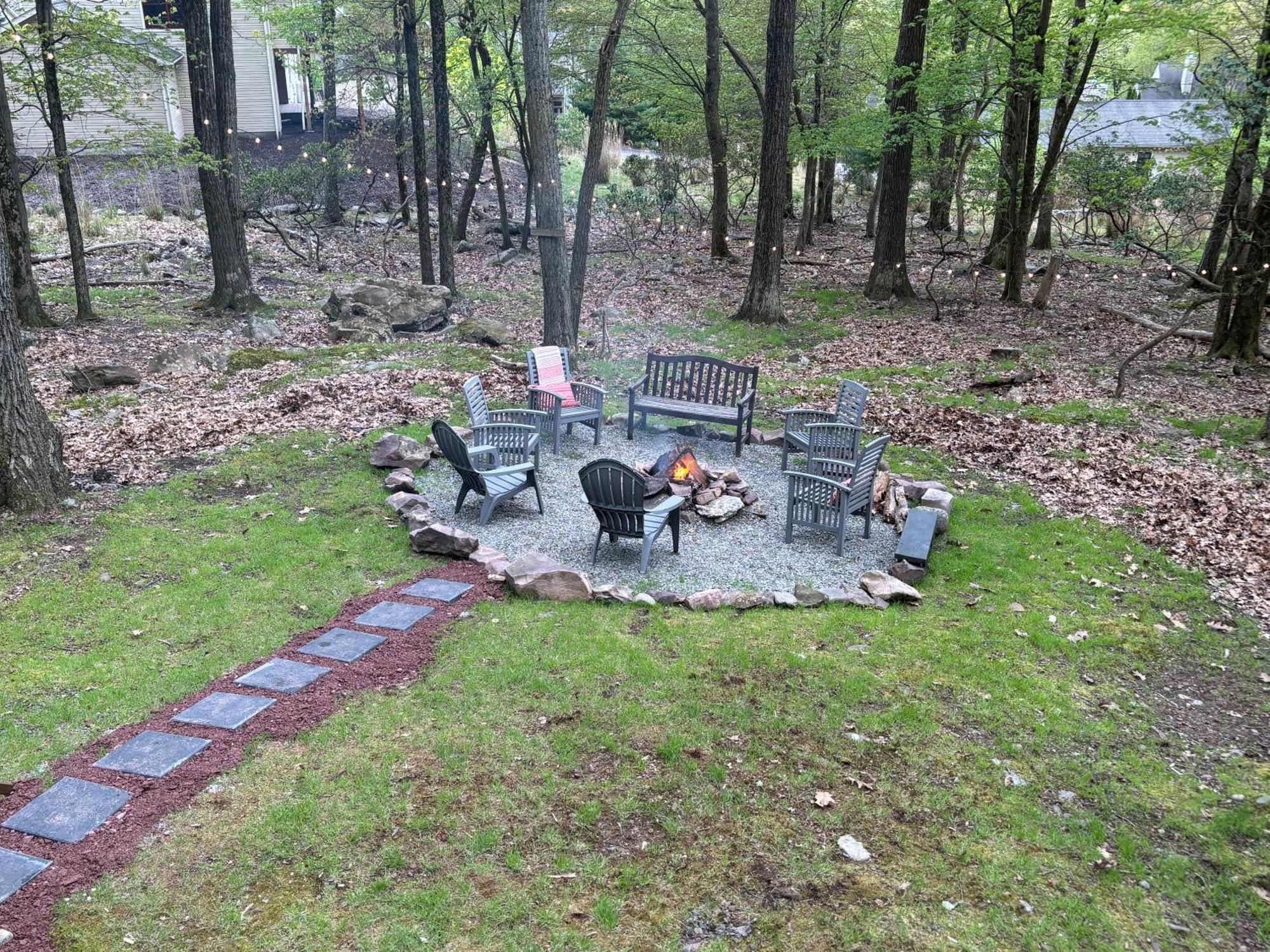 Pocono Mountain View Lake House In 레이크하모니 외부 사진